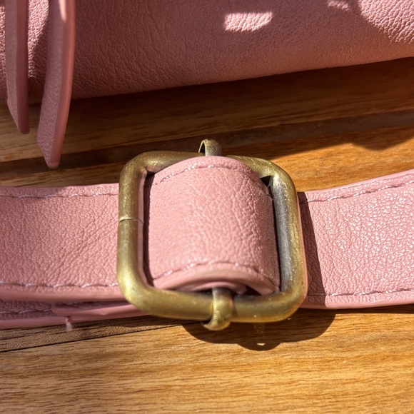 Joy Susan Kylie Double Zip Sling Belt Bag in Blush. Good used condition - Picture 8 of 12